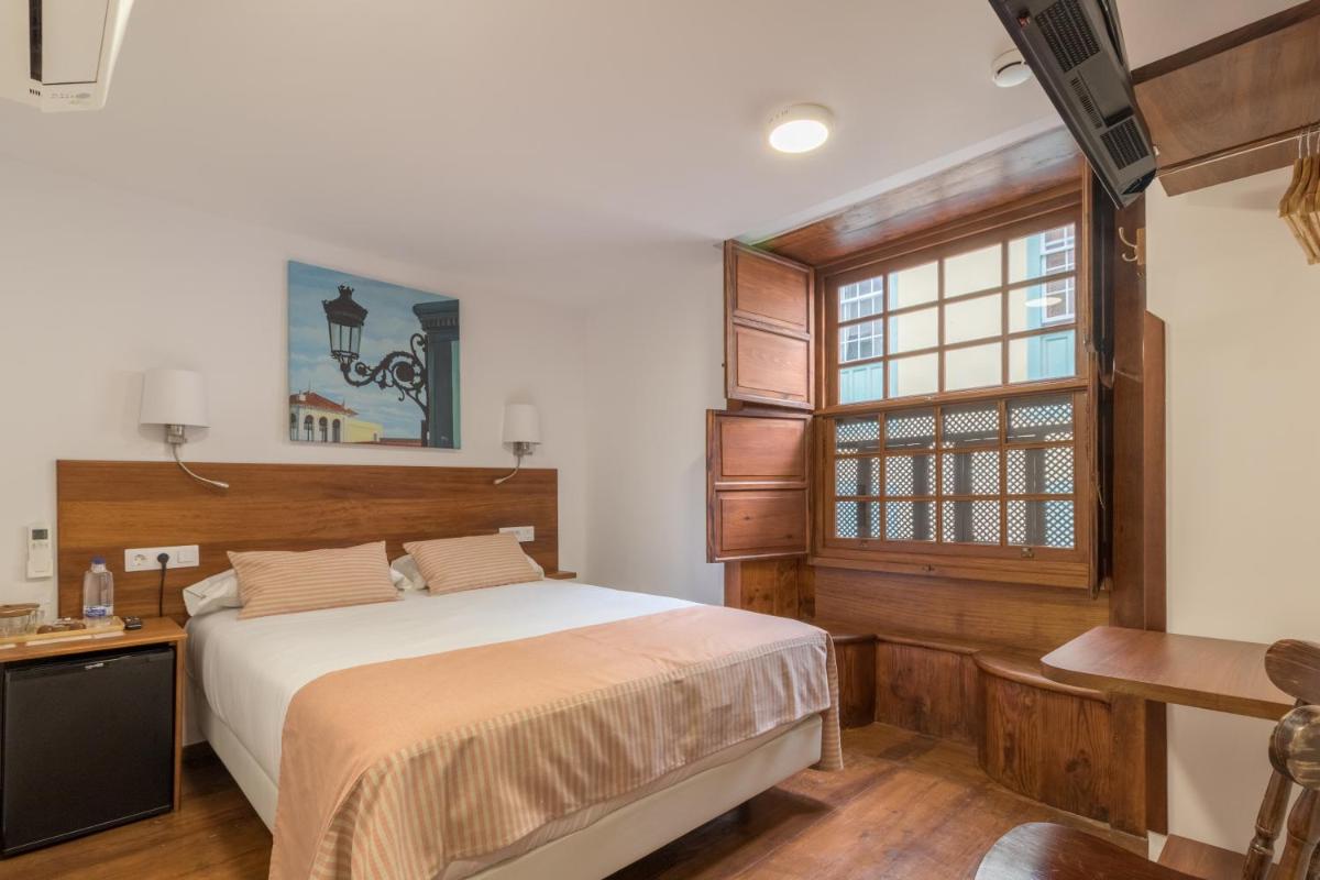 Holiday Time Calle Real - Housity