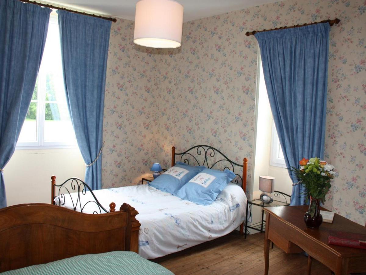 Maison XIXe, grand jardin clos, au cœur des vignobles, près de Chinon et de la Loire à Vélo - FR-1-381-445 - Housity