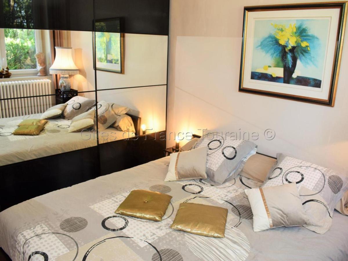 Évasion champêtre : Gîte enchanteur avec jardin clos, rivière et tout confort près des Châteaux de la Loire. - FR-1-381-506 - Housity