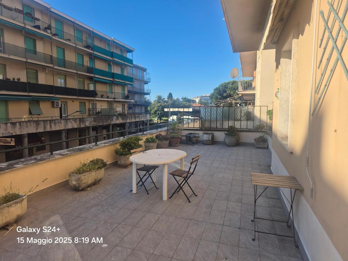 Central Sestri Executive 2 Bedroom&Huge Terrace - Hizvo