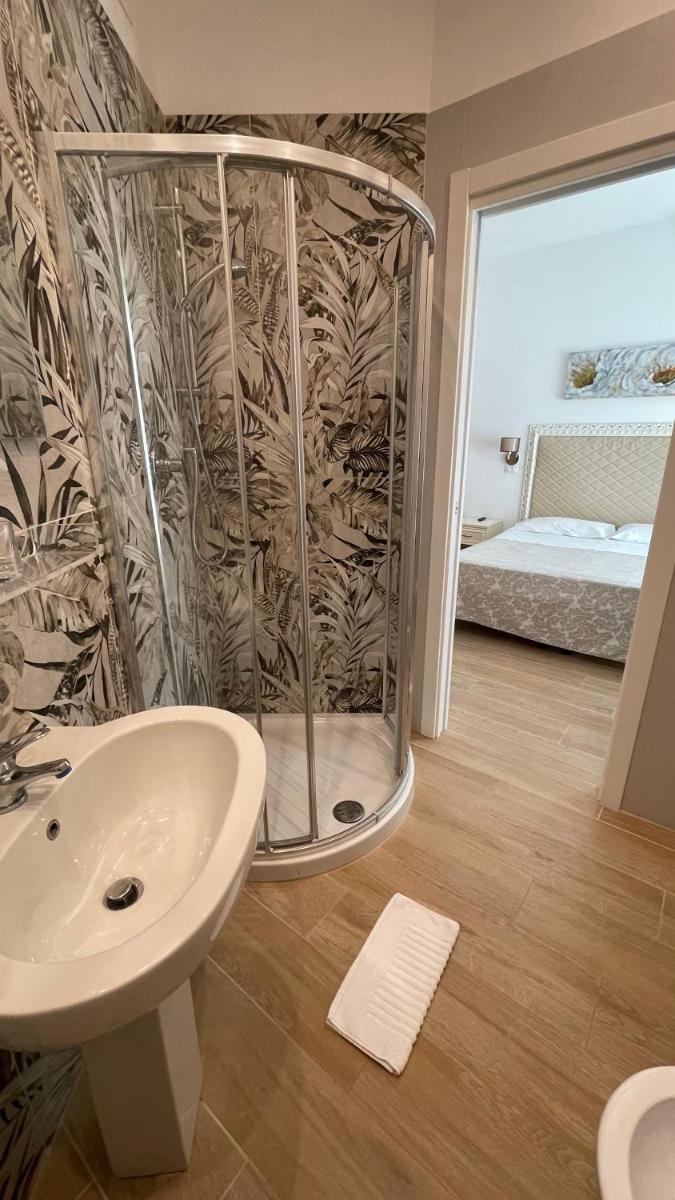 Park Hotel Castello - Housity