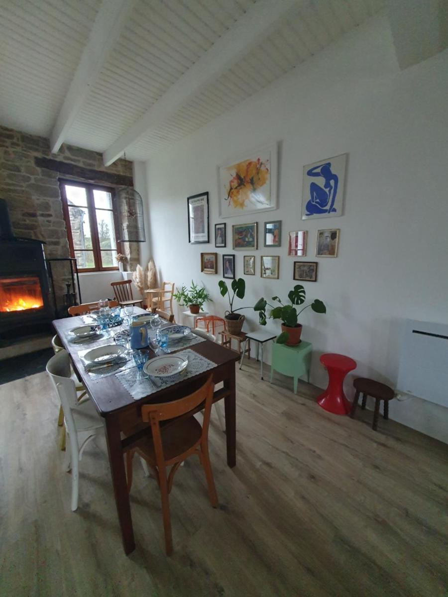 Ti ar chorneg, maison de vacances bretagne entre mer et mont d'arrée - Housity