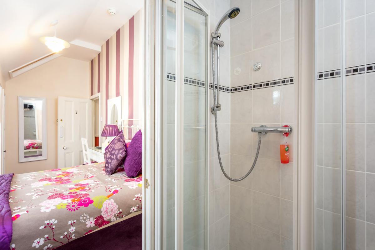 Arden Park Ensuite Rooms - Housity