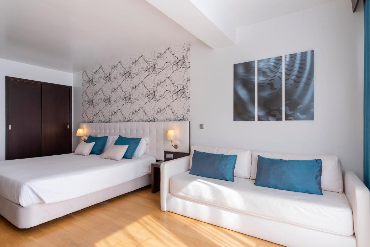 Uma cama ou camas num quarto em Hotel Vale Do Navio