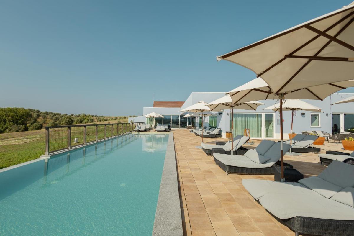 A piscina em ou perto de Sleep & Nature Hotel