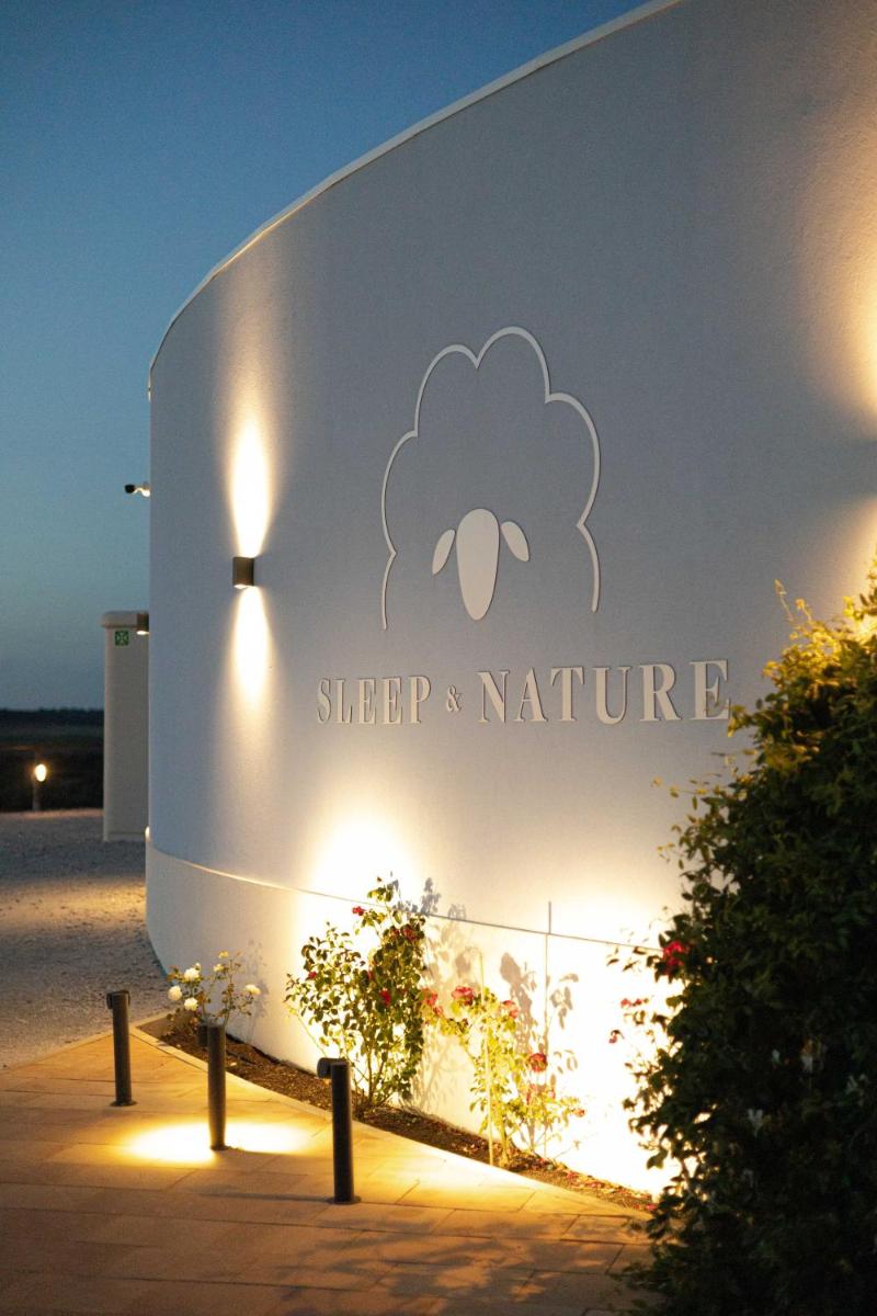 Imagem da galeria de Sleep & Nature Hotel em Lavre