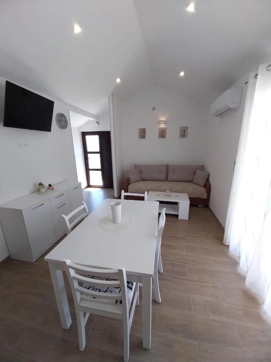 Apartments Zlata - Housity