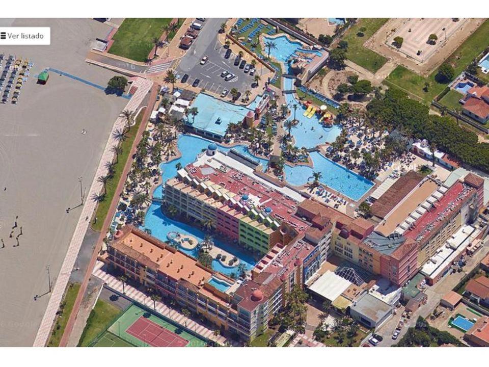 Piscina en o cerca de Mediterraneo Bay Hotel & Resort