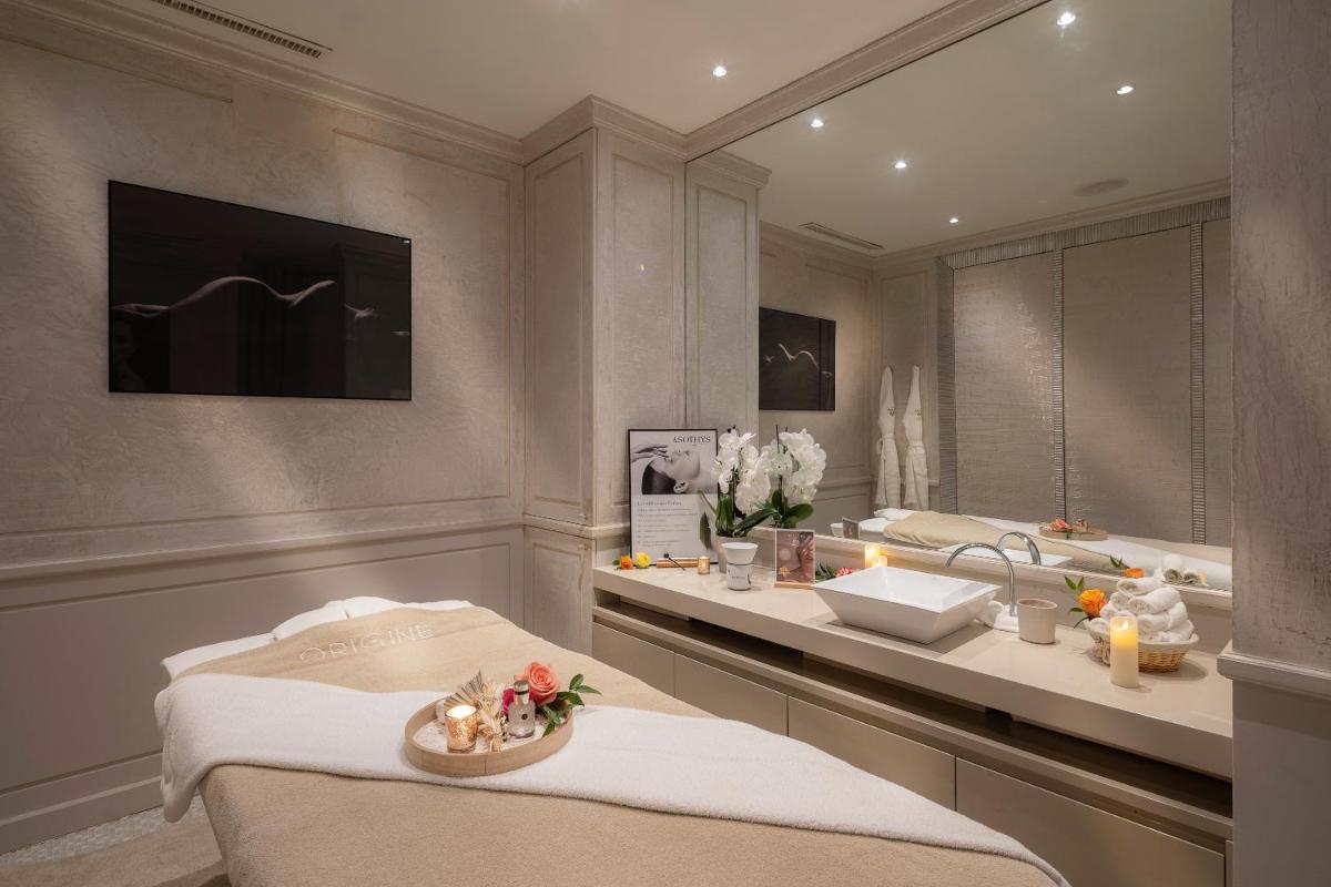 Nourriture dans l'hôtel ou à proximité