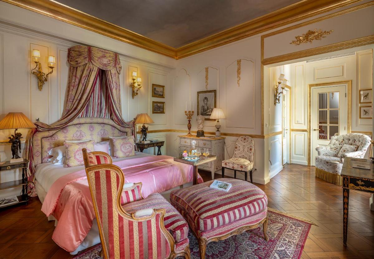 Un ou plusieurs lits dans un hébergement de l'établissement Villa Gallici Hôtel & Spa