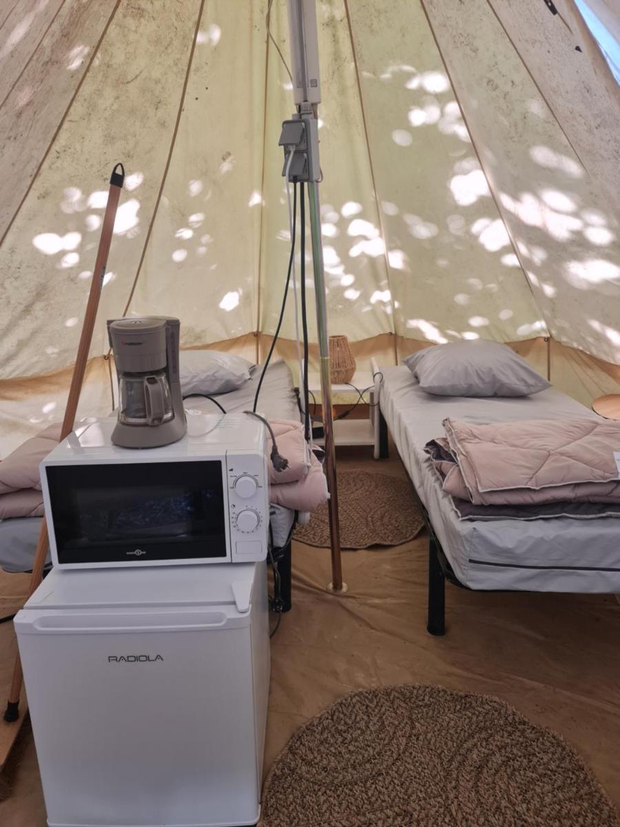Le Moulin D'onclaire Camping et chambres d'hôtes - Housity