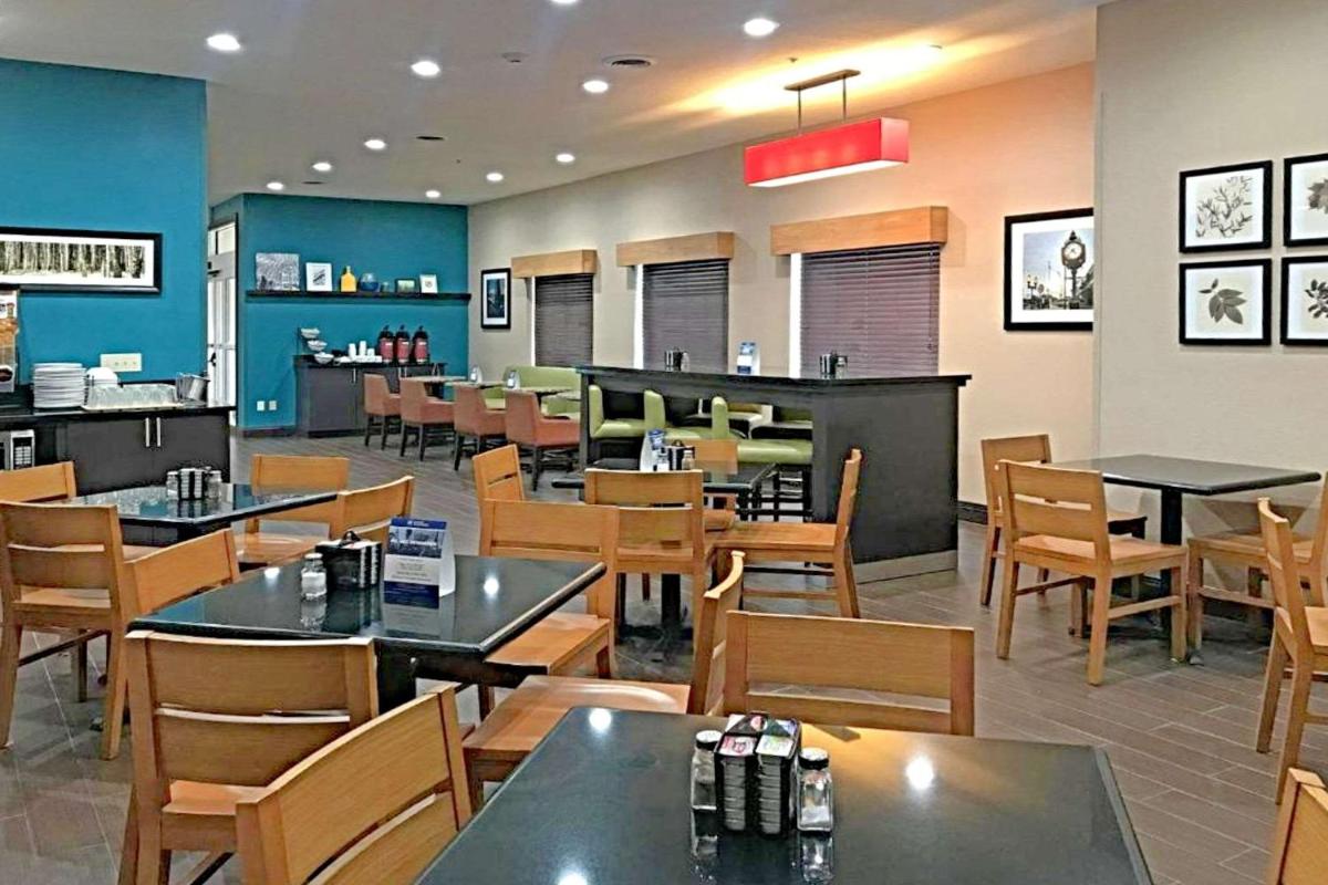 Comfort Inn & Suites O'Fallon - St Louis Area - Housity