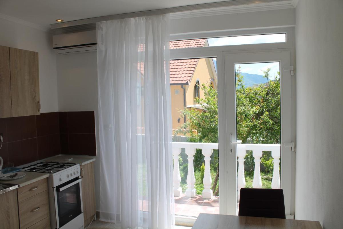 Rooms and Apartments Milana - Hizvo