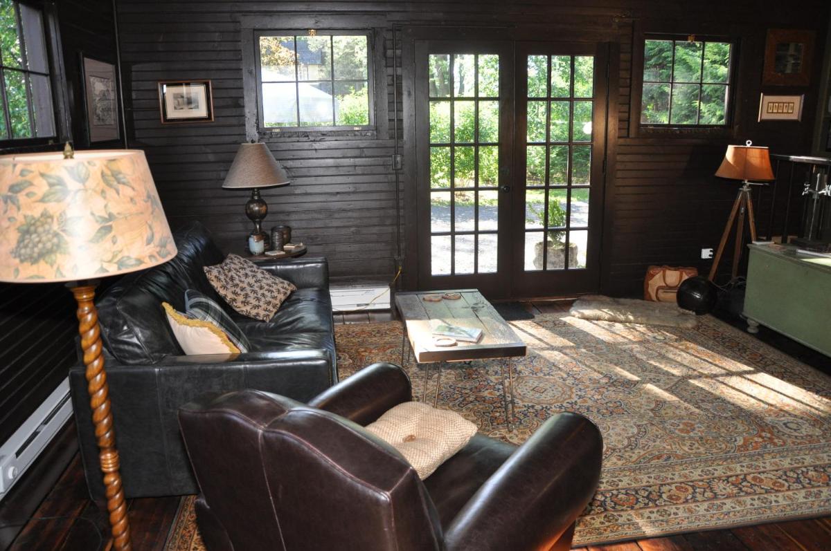 The Stables - Housity