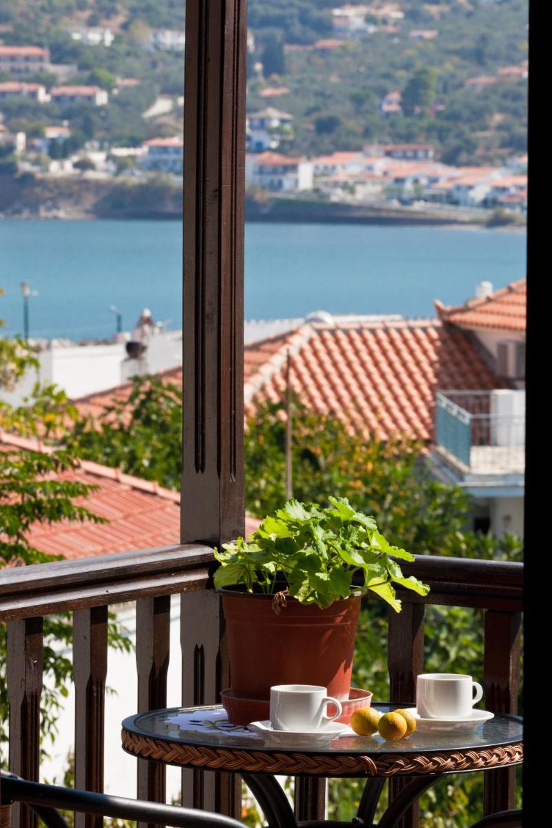 Sofia's Garden Studios - Housity