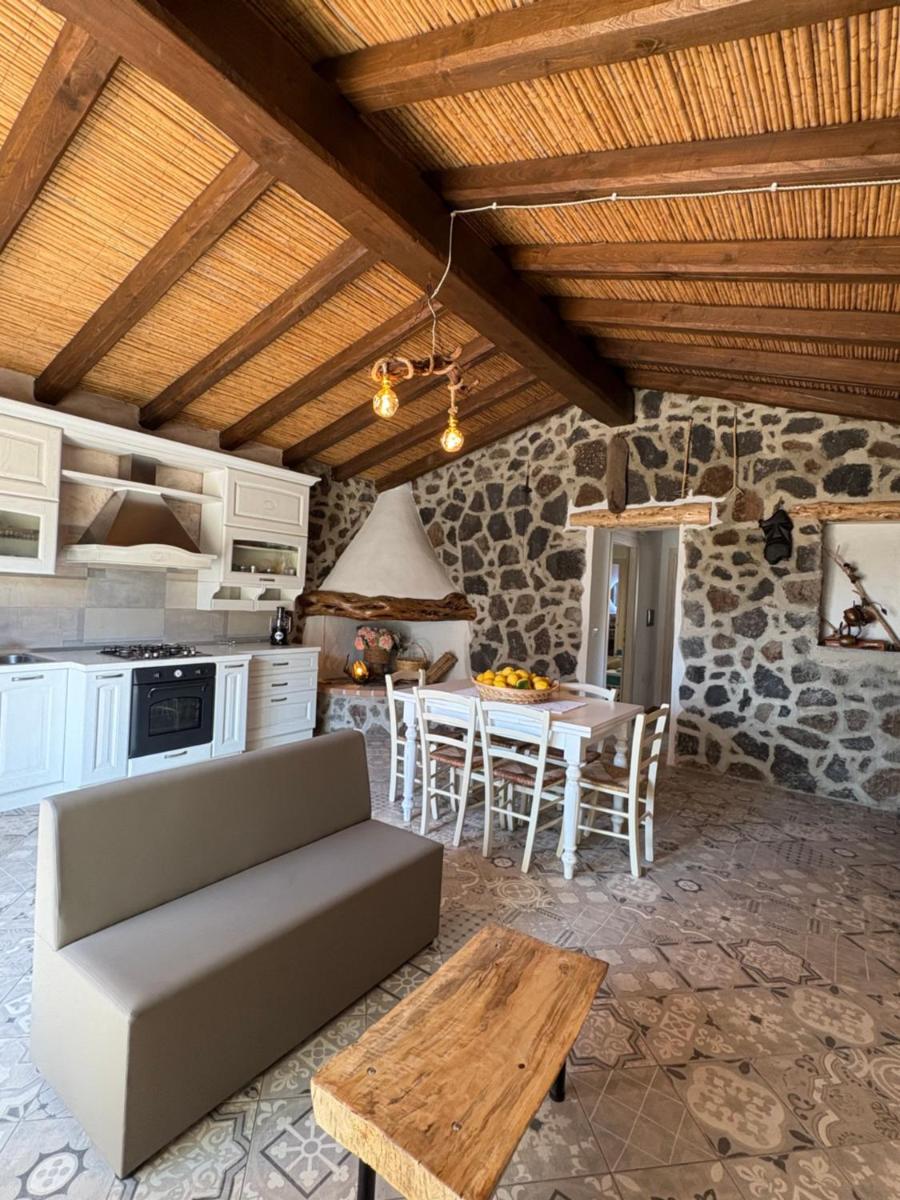 Orosei Summer Holidays - Cala del Turco green house - Housity