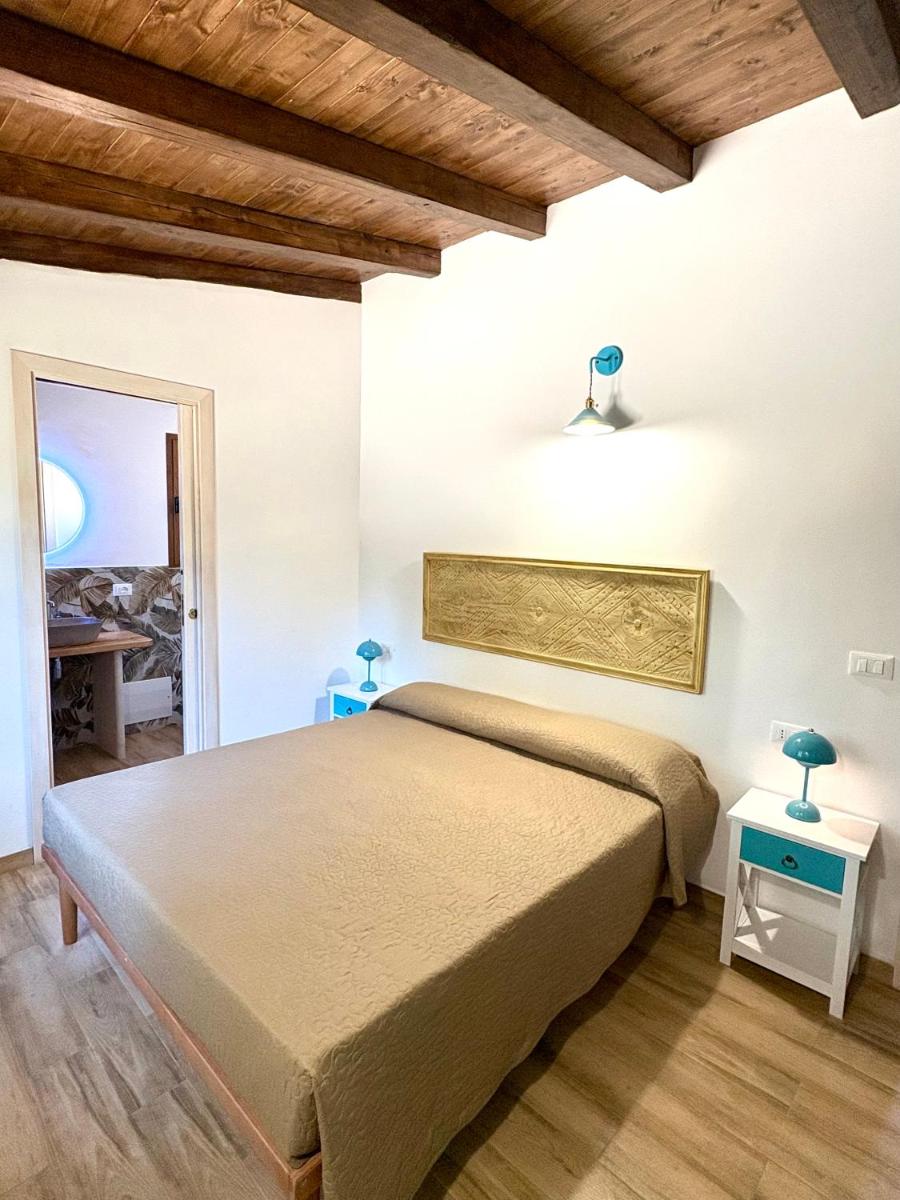 Orosei Summer Holidays - Cala del Turco green house - Housity