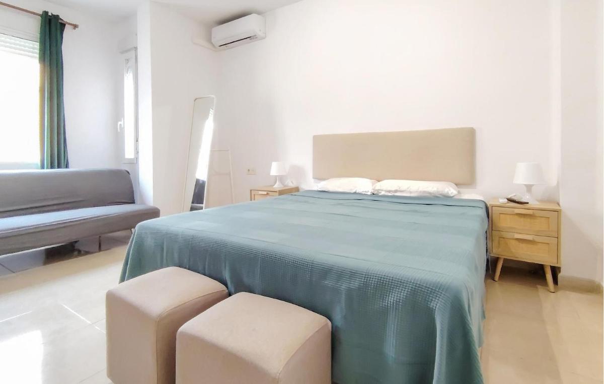 2 Bedroom Beautiful Home In Puerto De Sagunto - Housity