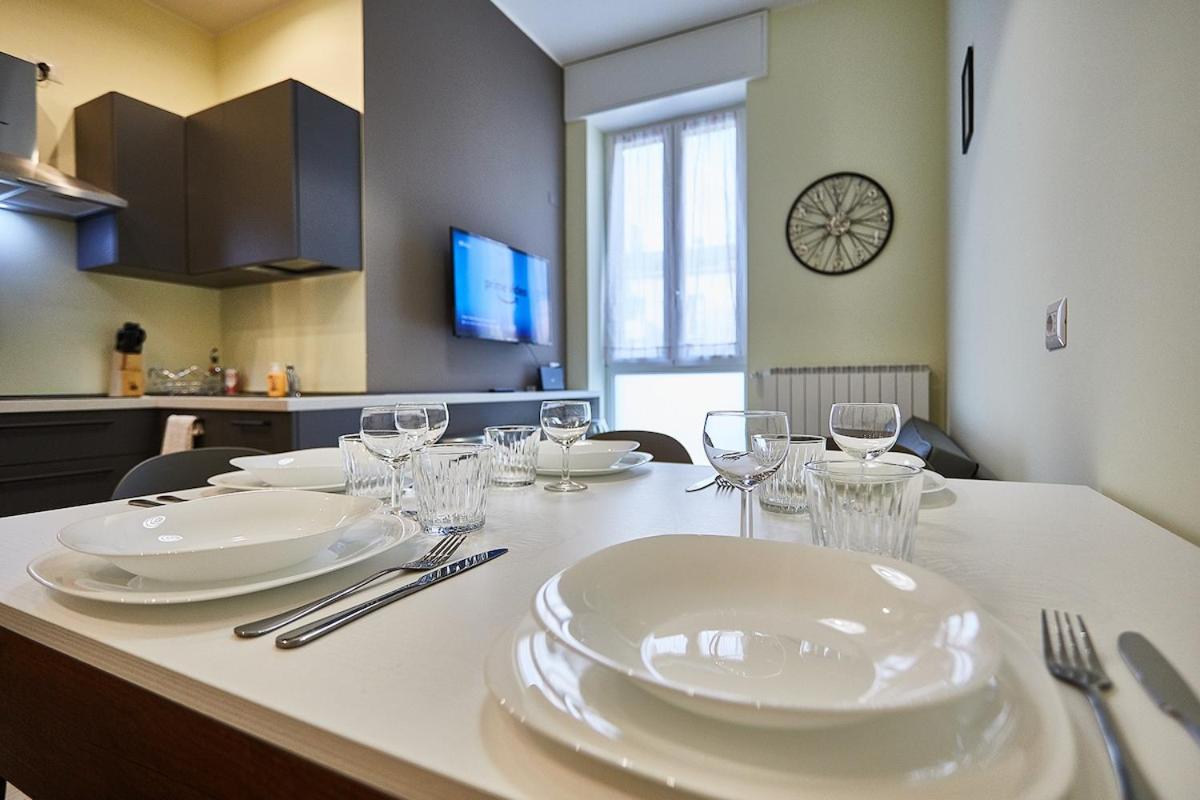 Cattaneo 65 - 3 Bedrooms, 5 minutes from Lake Como and station - Parking - Housity