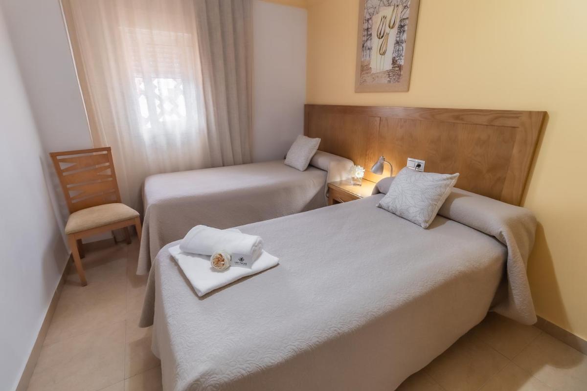 Apartamentos Turisticos Las Yucas - Housity