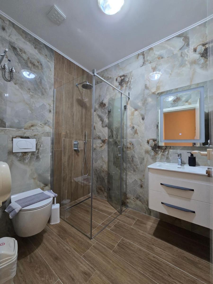 Villa Olympia - Housity