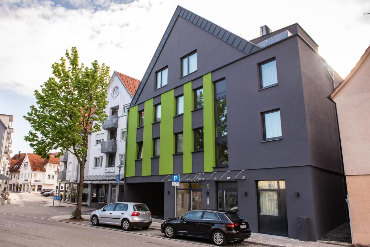 The Outlet Hotel - Housity