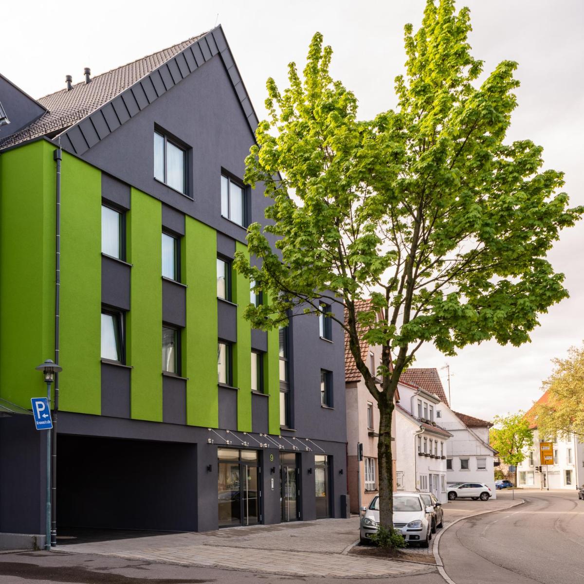 The Outlet Hotel - Housity