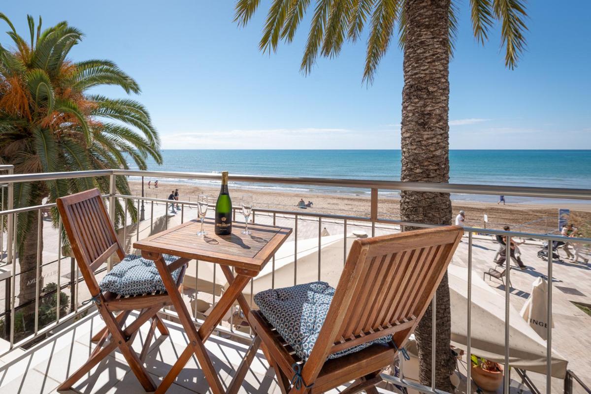 InSitges Sant Sebastia's Beach - Housity