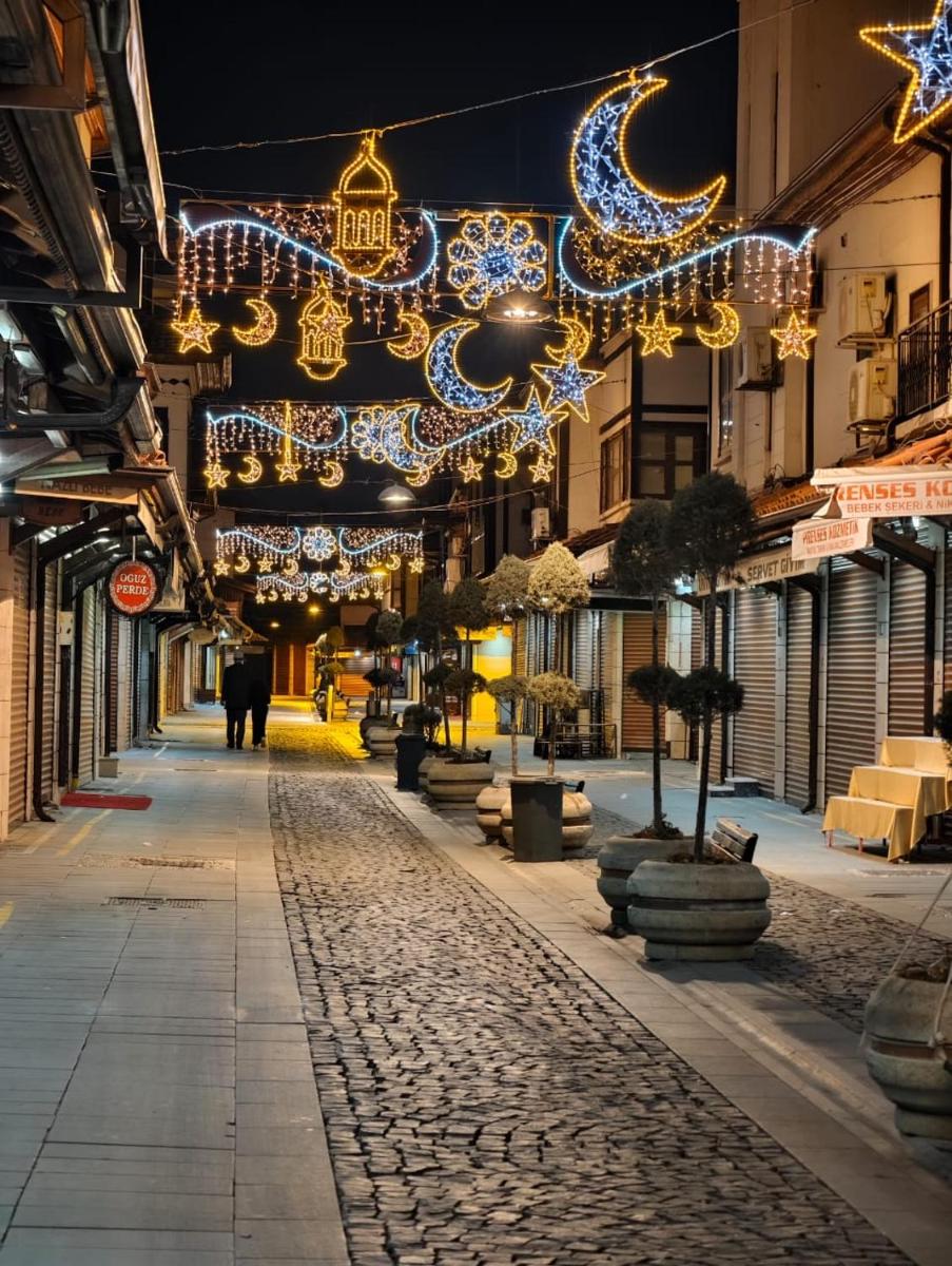 ESER PALAS OTELİ - Housity