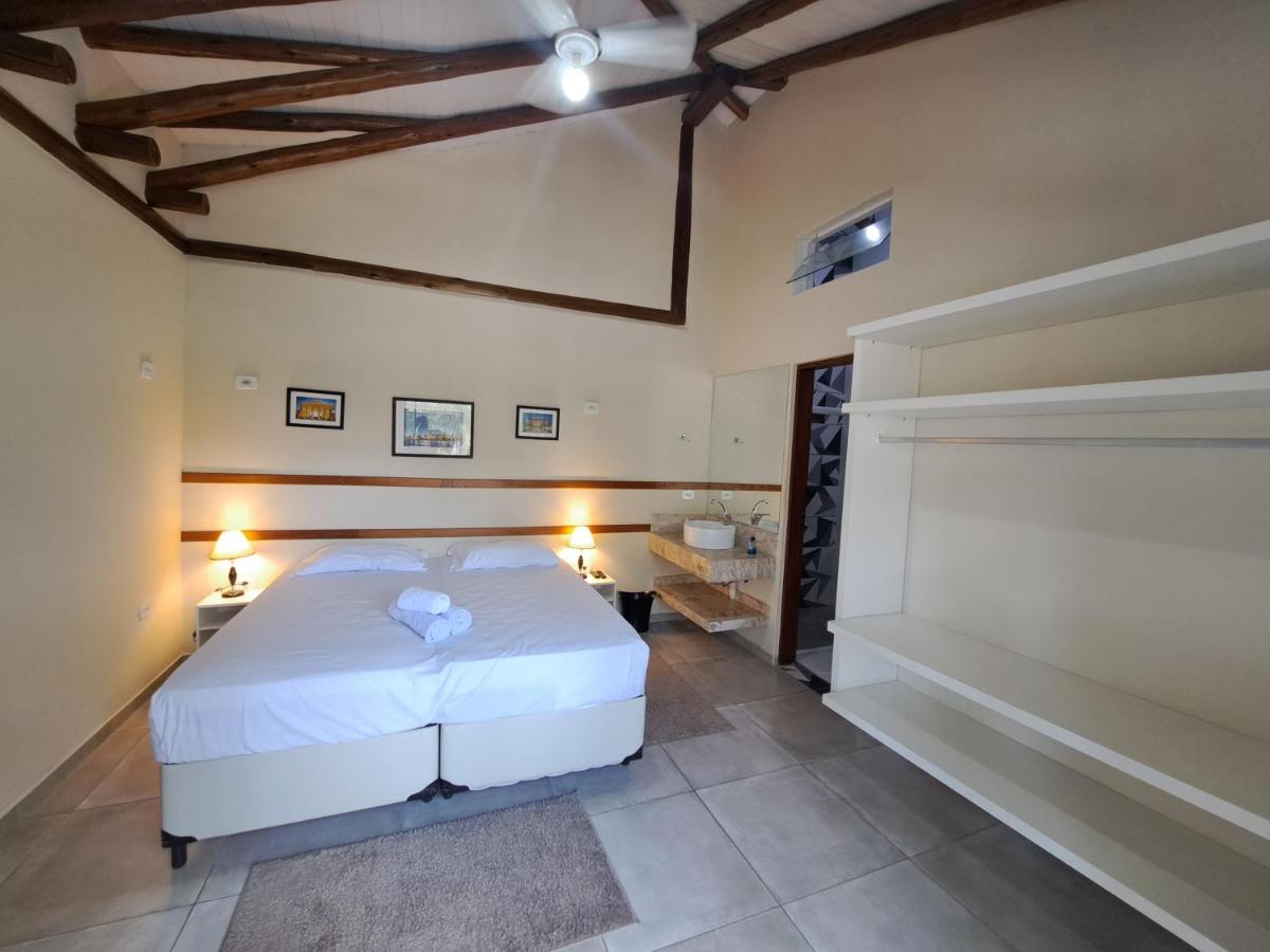 Pousada Jardim Regado - Housity