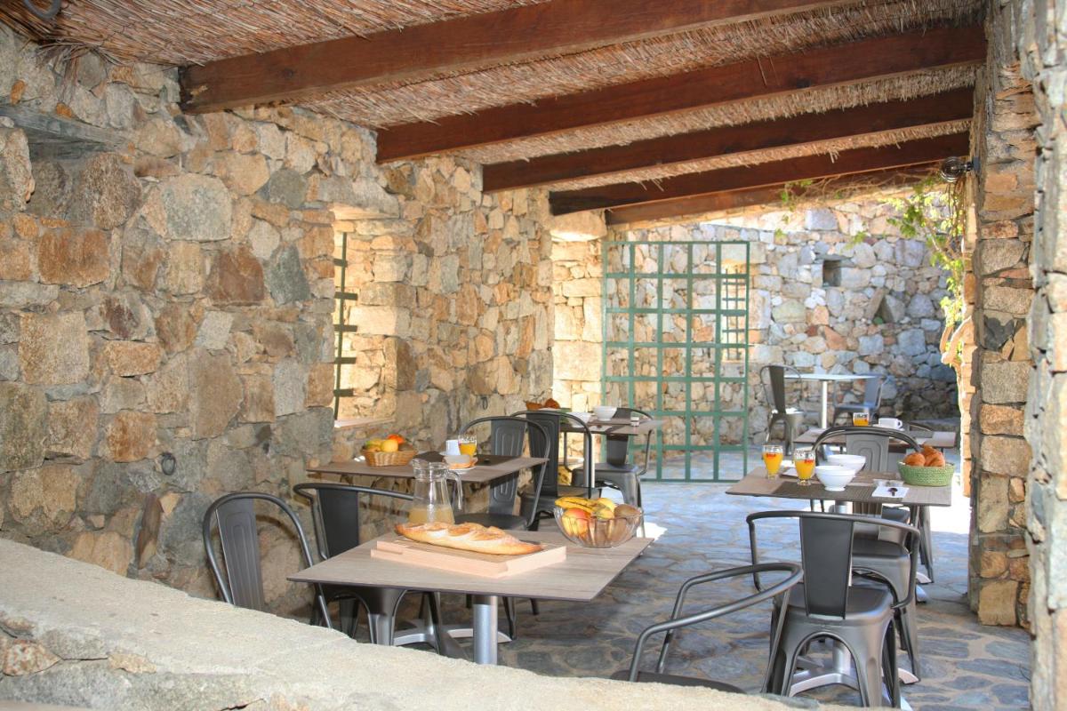 Restaurant ou autre lieu de restauration dans l'établissement Hôtel Casa Rossa & Spa