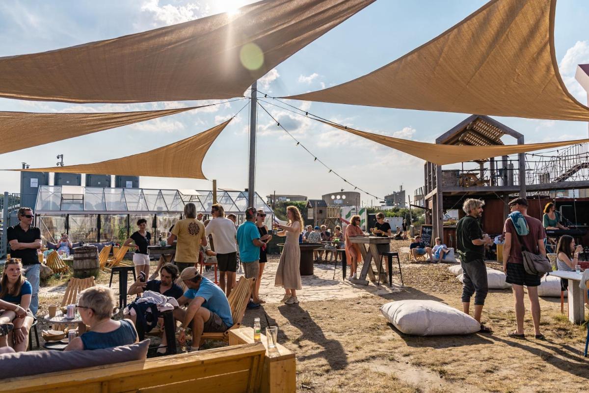 Basecamp IJmuiden aan Zee - Housity