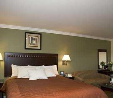 North Bay Inn - Housity
