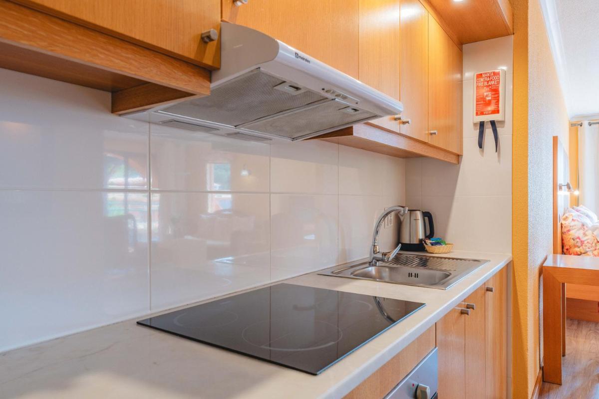 A cozinha ou kitchenette de Quinta Splendida Wellness & Botanical Garden