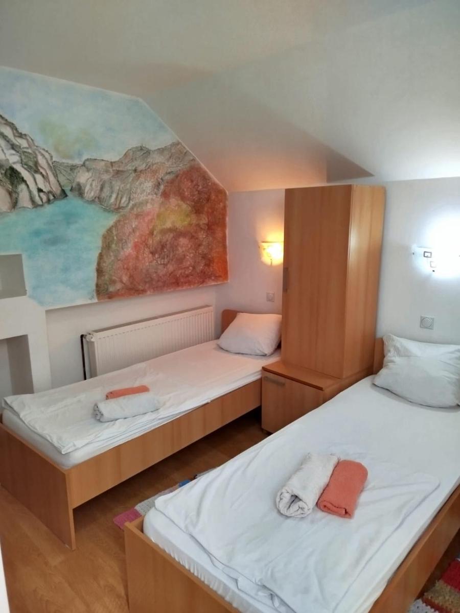 Privatan smeštaj Velić - Housity