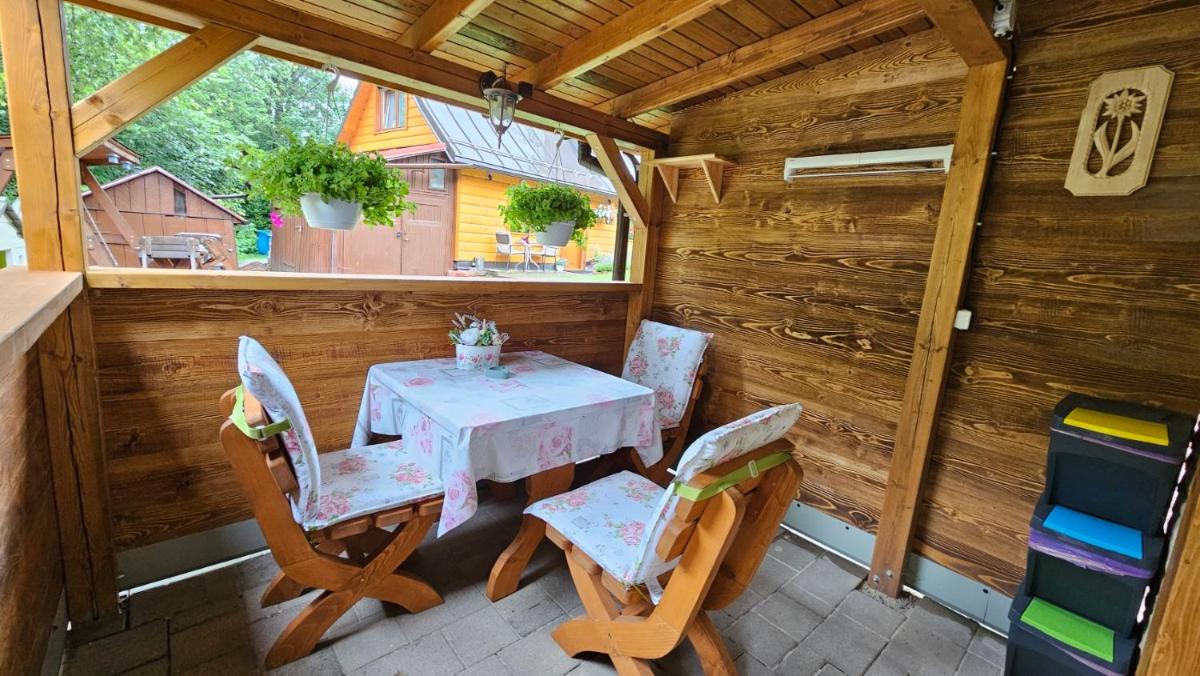 Holiday House Daniela - Housity