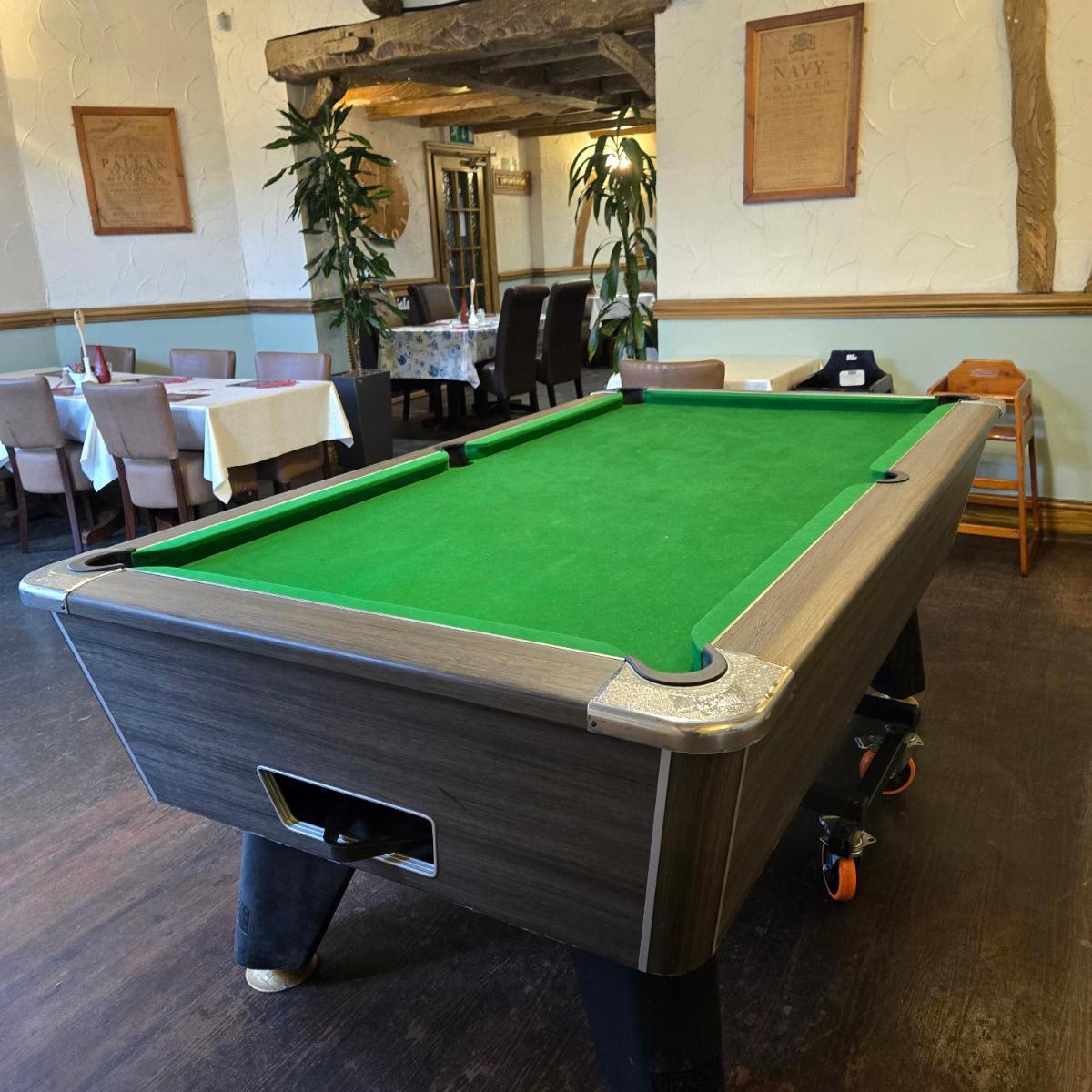 The Jolly Sailor - Housity