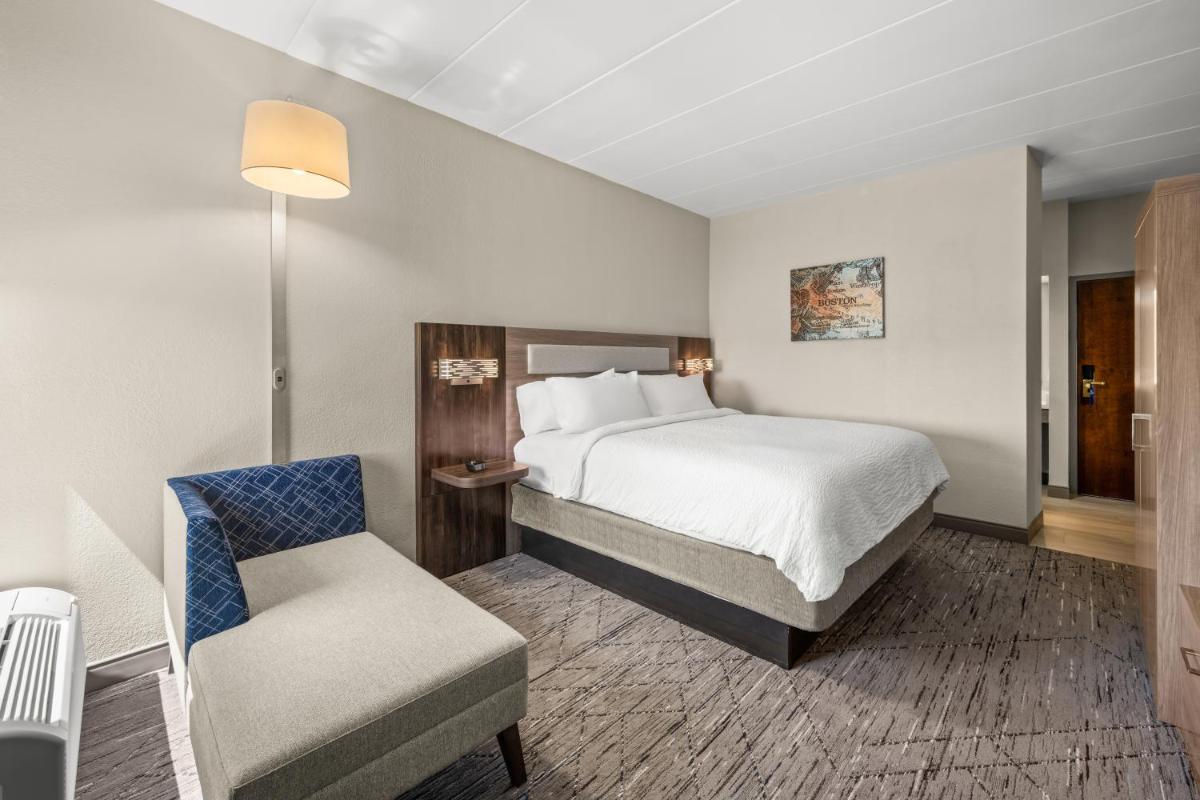 Holiday Inn Express Boston North-Woburn by IHG - Housity