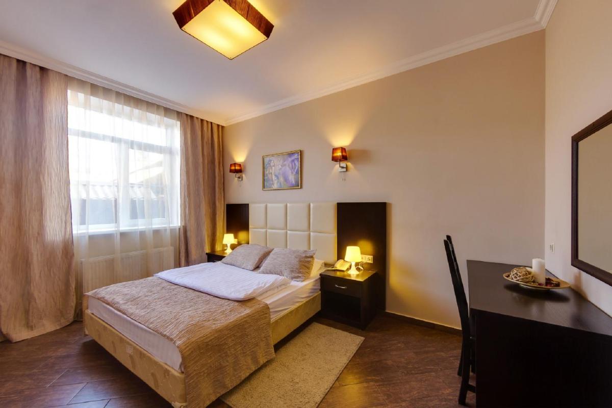 Hotel Marton Stachki - Housity
