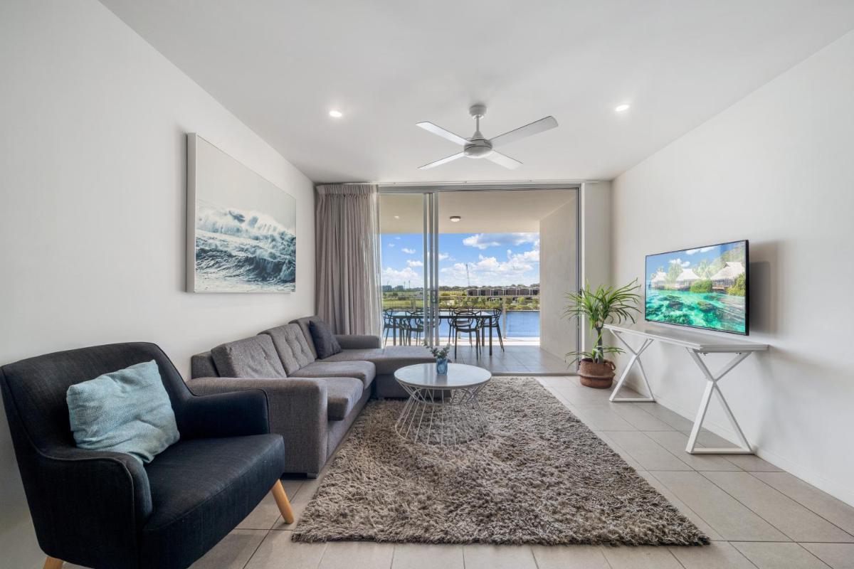 North Shore Oceanside Kawana - Housity