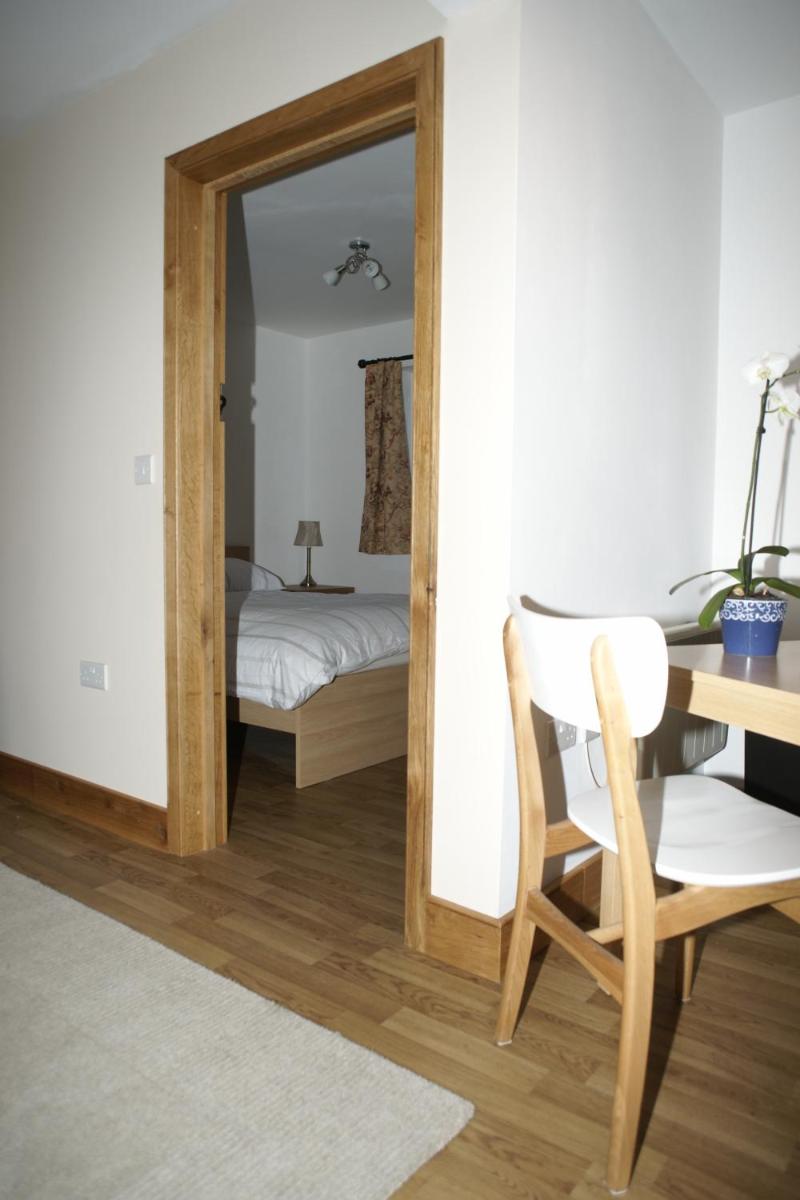 The Elms Annex - Housity