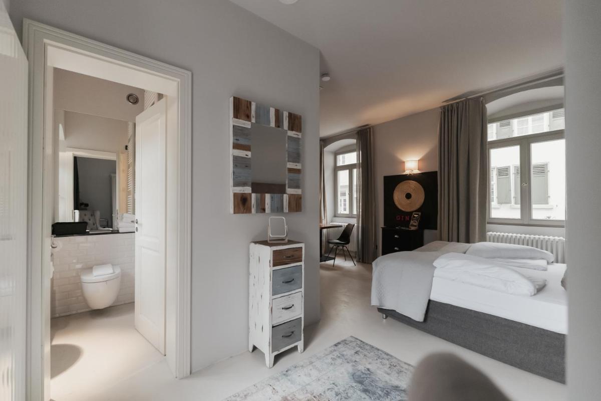 BS Suites - Housity