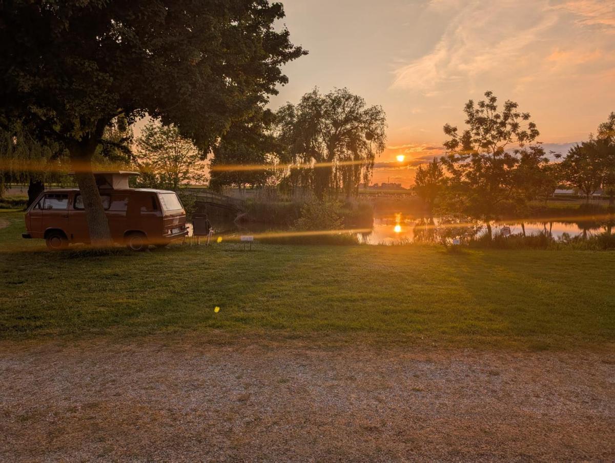 Camping de Graçay - Housity