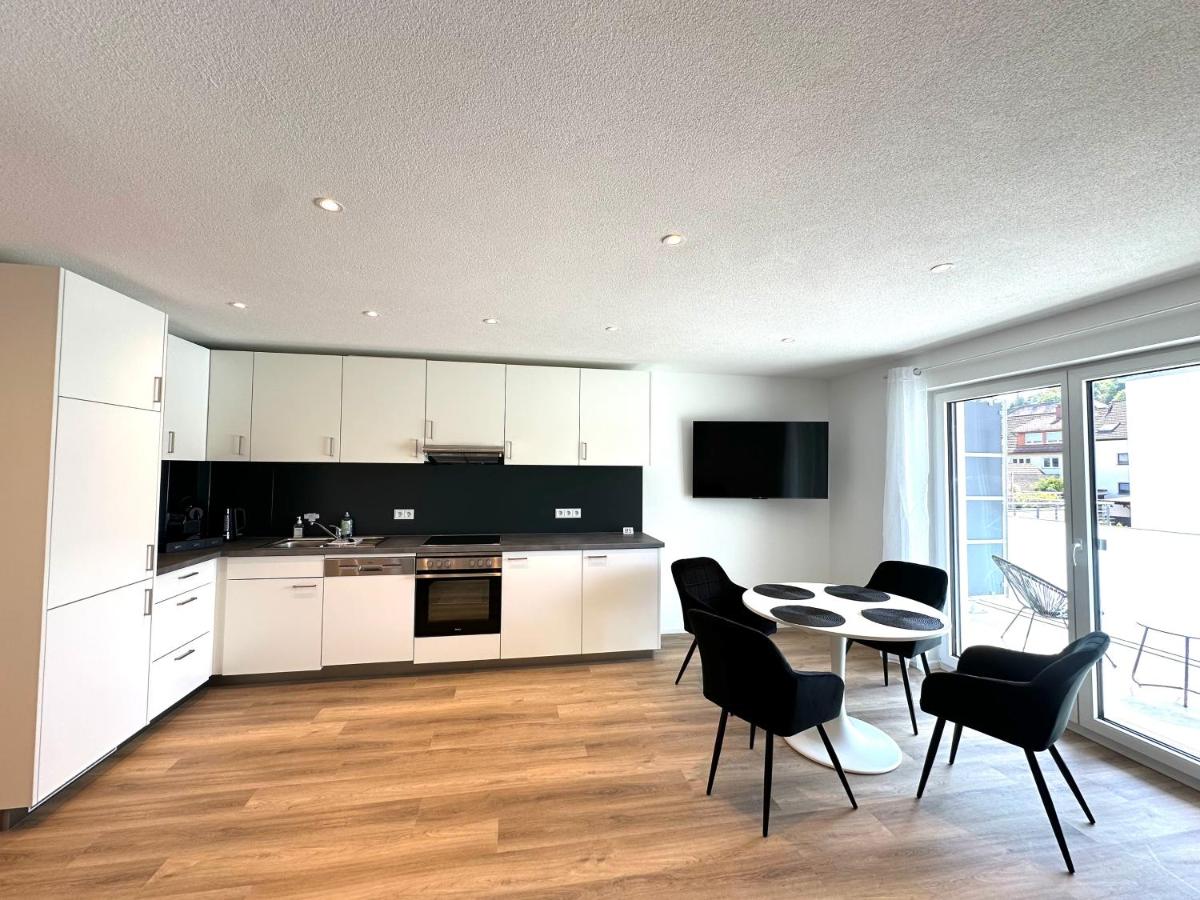 Bonnystay Lörrach l Balcony l Center l Design - Housity