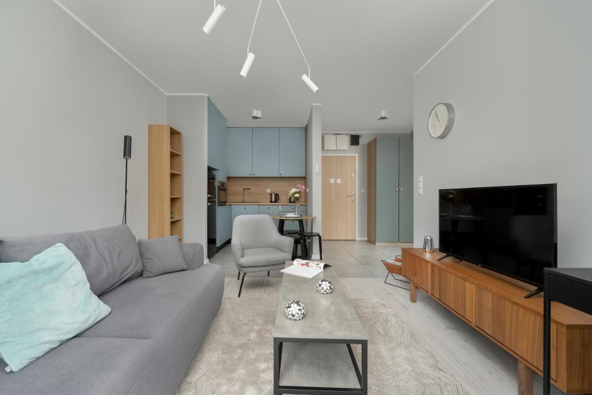Promenady Green Apartments by Noclegi Renters - Housity