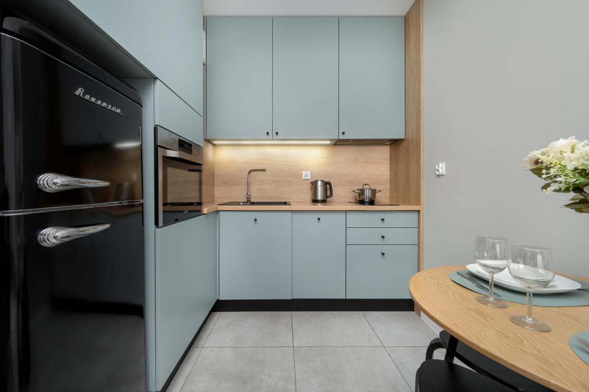 Promenady Green Apartments by Noclegi Renters - Housity