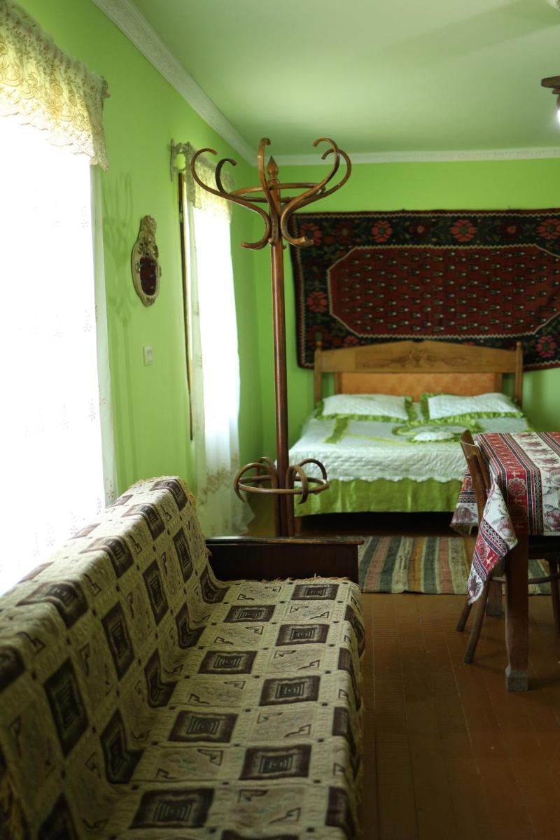 Papi Aygi - Housity