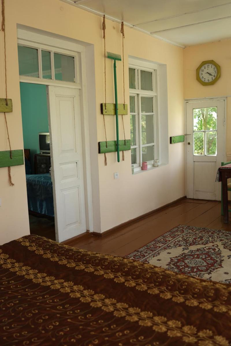 Papi Aygi - Housity