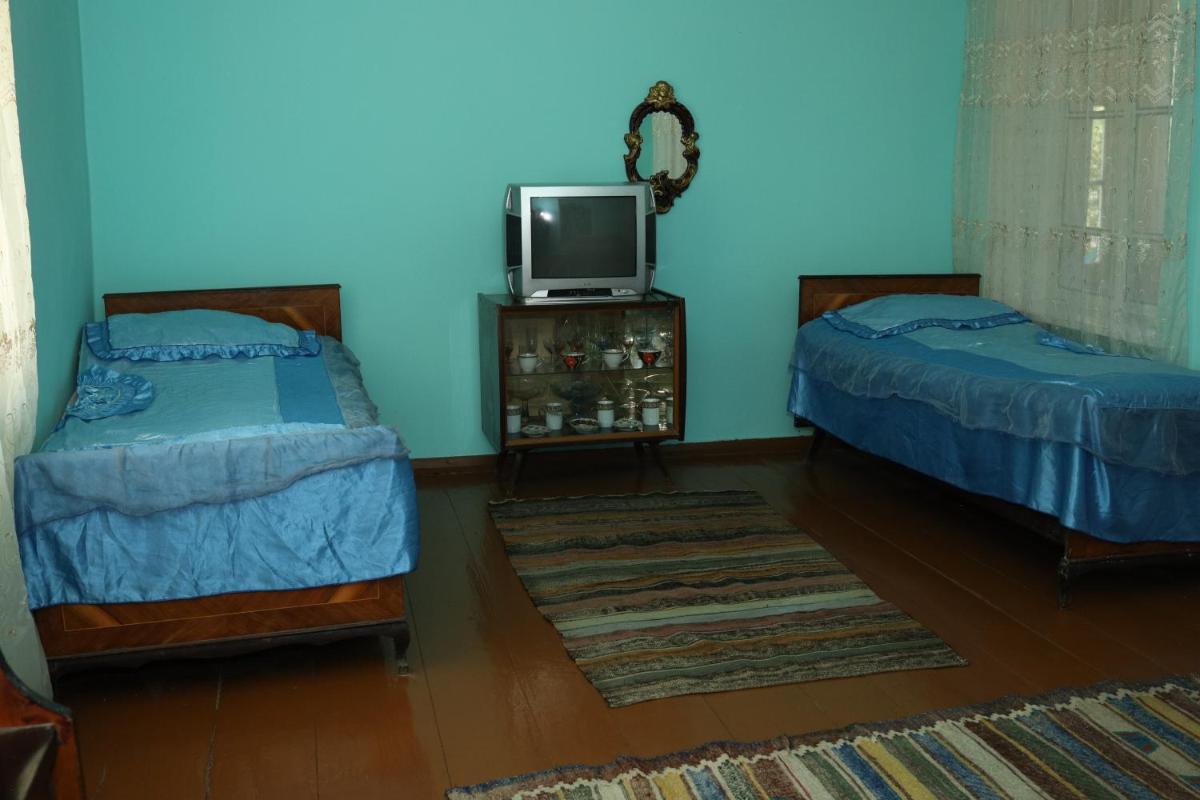 Papi Aygi - Housity