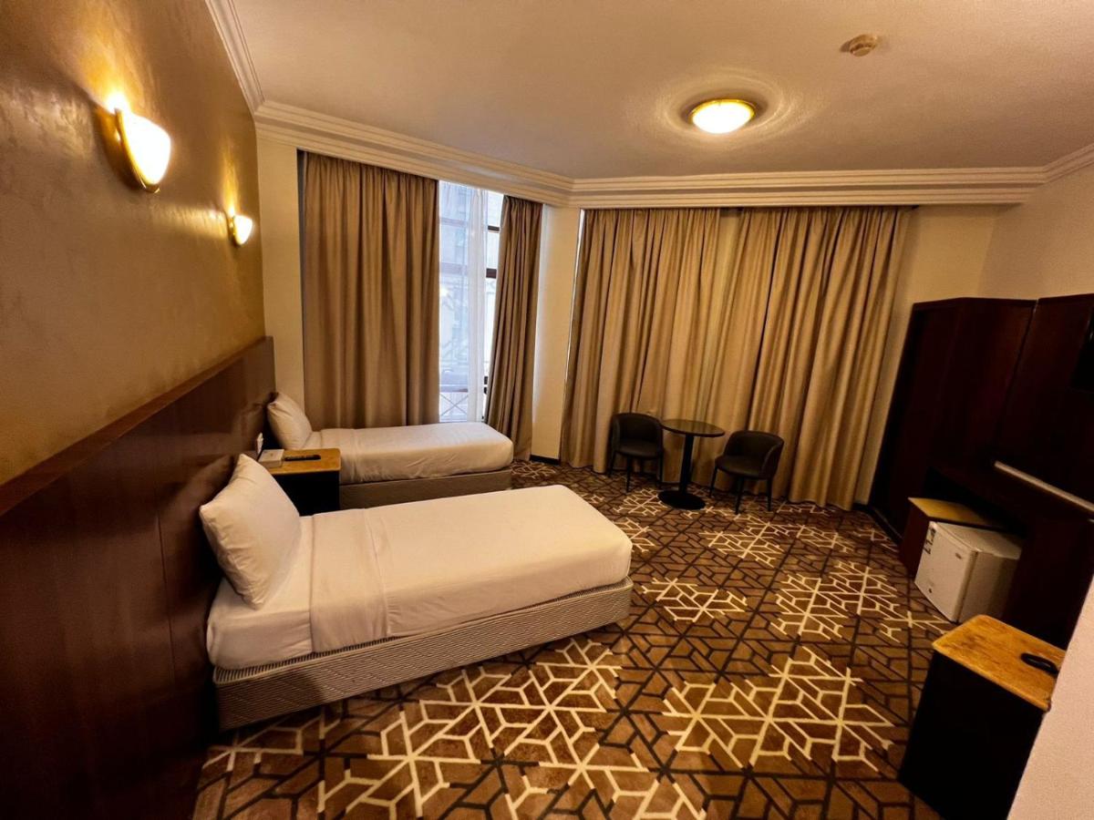 فندق ديار المدينة - Housity